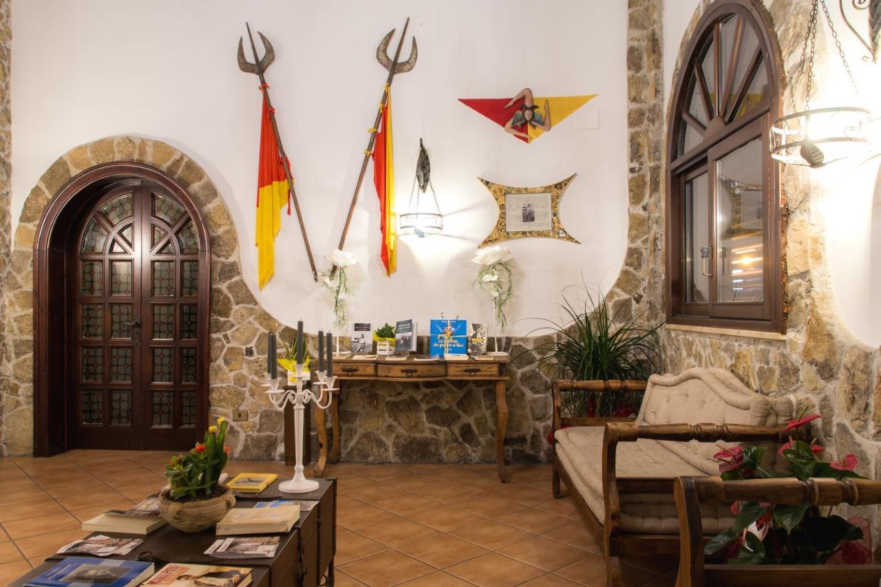 Hotel Castello Di Giuliano Montelepre エクステリア 写真